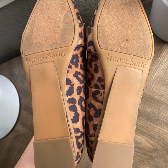 Franco Sarto Raisen Knotted Flats - Picture 5 of 5